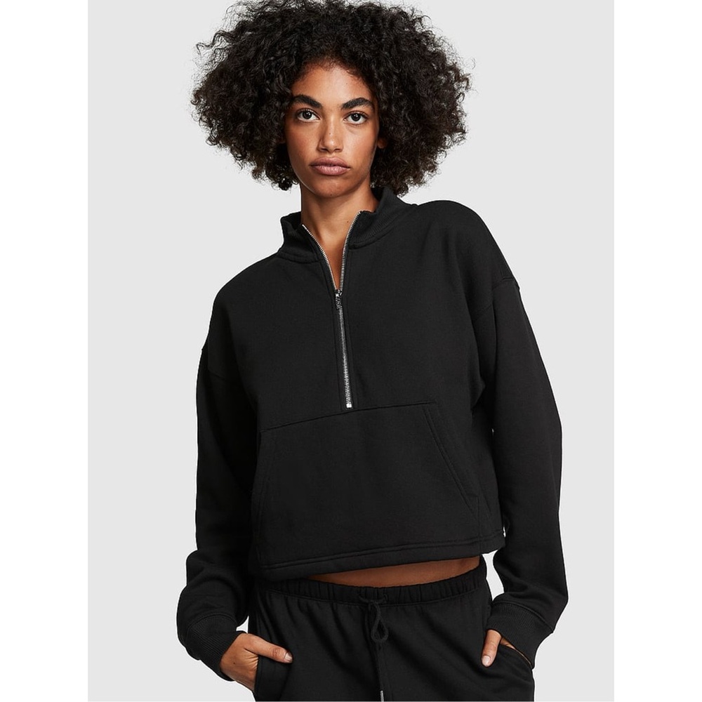 VS Pink Fleece Quarter Zip Sweatshirt & Jogger Set